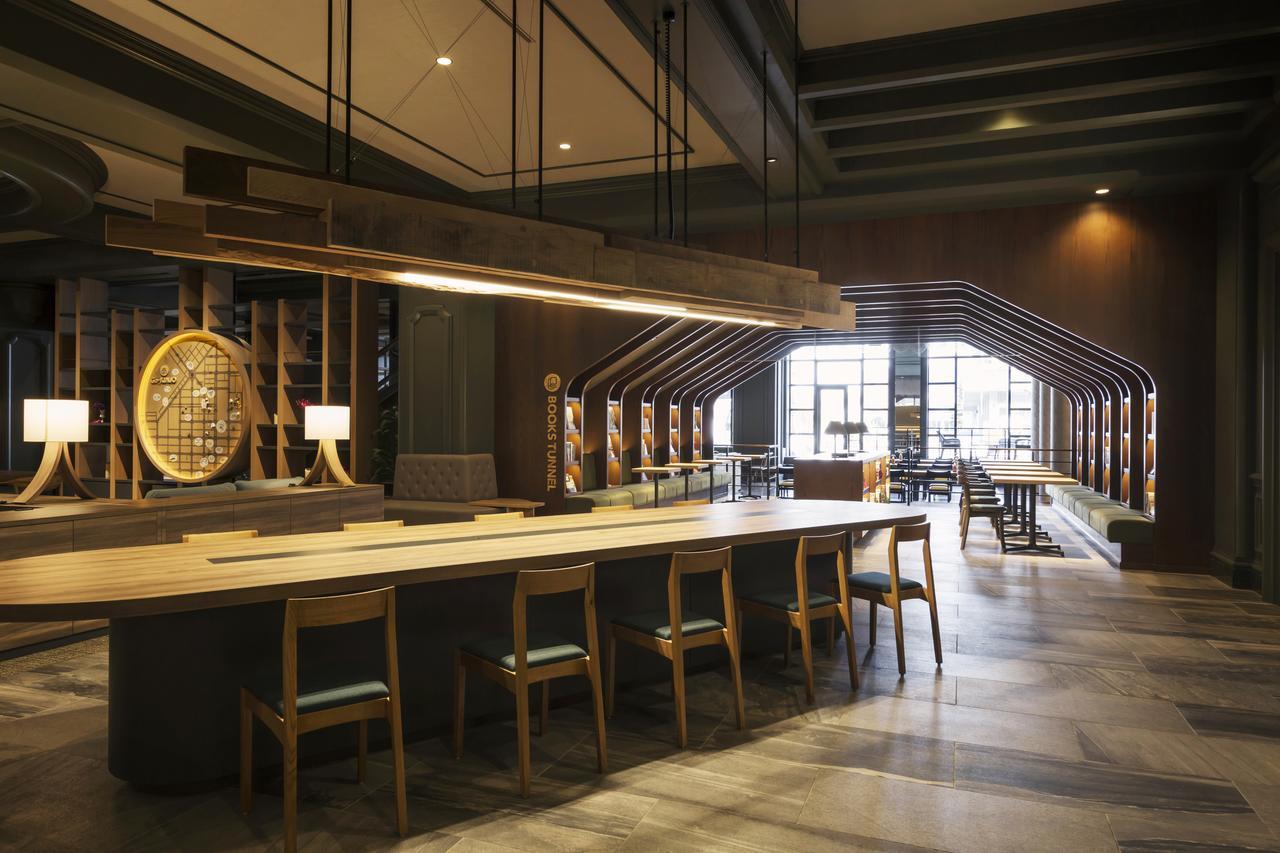 Omo7 Asahikawa By Hoshino Resorts Dış mekan fotoğraf The interior of the library