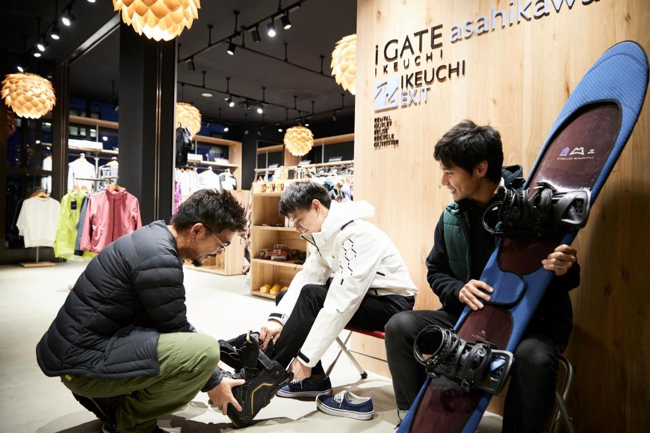 Omo7 Asahikawa By Hoshino Resorts Dış mekan fotoğraf Fitting a snowboard boot